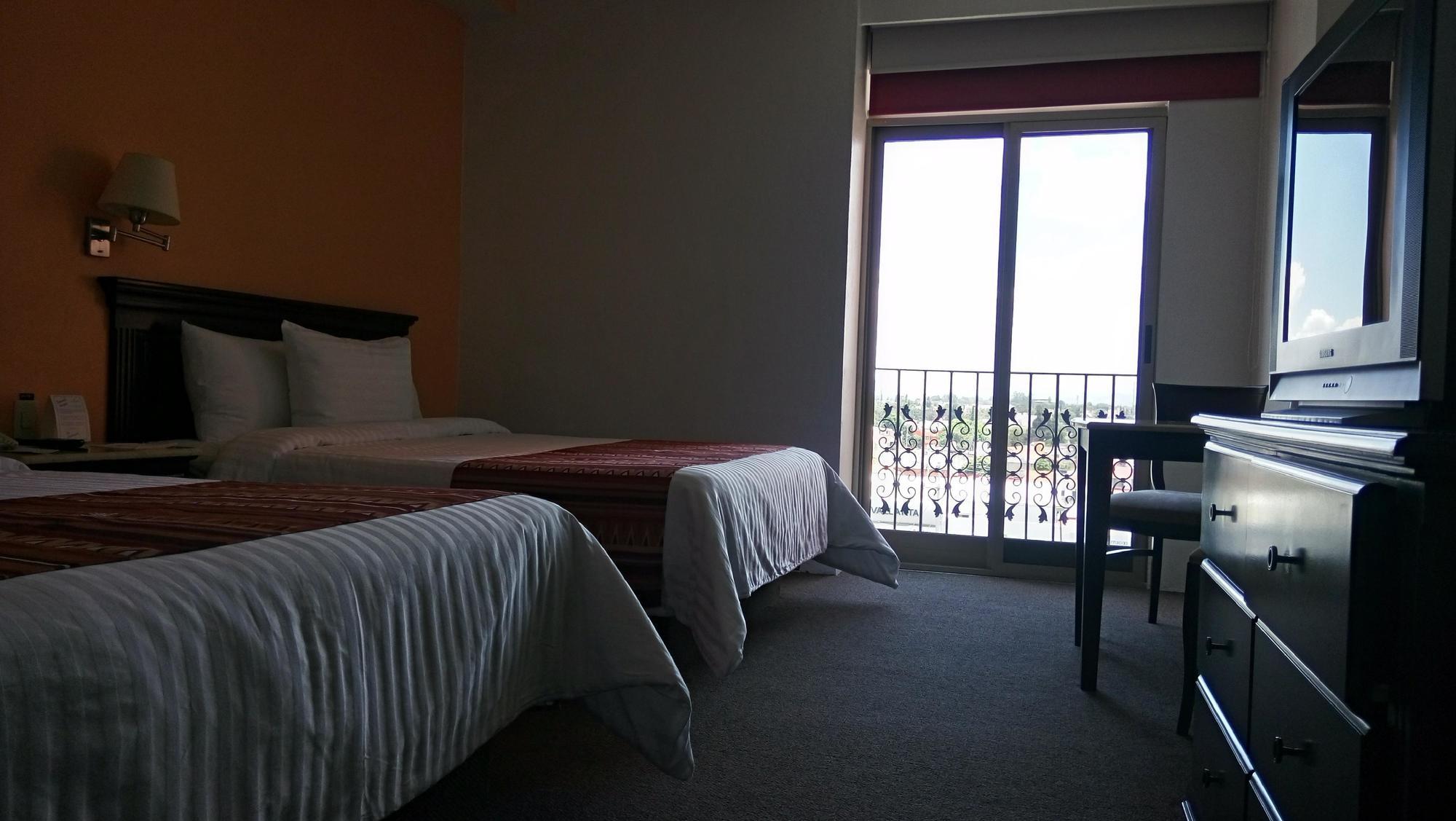 Hg Hotel Zapopan Exterior foto